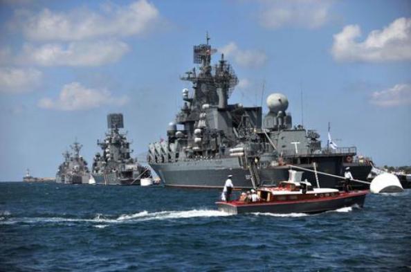 The Russian missile cruiser Smetlivy. Protecting Syria